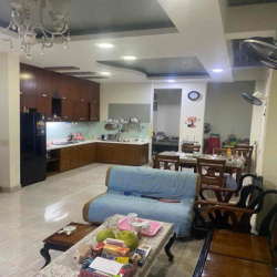 cho thuê nhà hxh trần mai ninh p12 tân bình. DT: 5m x 20m 3 lầu giá 18