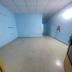Nhà Thuê Hẻm 151 luỹ Bán Bích.DT: 4m X 15m trệt lầu 2PN 1WC