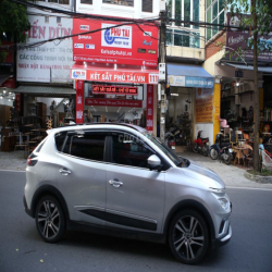 CHO THUÊ CỬA HÀNG MẶT PHỐ LA THÀNH CÂY MÁT, ÍT BỤI