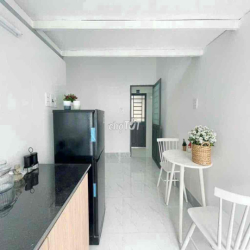 CHO THUÊ PHÒNG FULL NT MỚI 100% - CỬA SỔ THOÁNG MÁT NGAY TRUNG TÂM