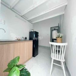 CHO THUÊ PHÒNG FULL NT MỚI 100% - CỬA SỔ THOÁNG MÁT NGAY TRUNG TÂM