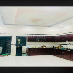 NHÀ PHỐ CUỐI NGUYỄN OANH. TRỆT 3 LẦU 5PN 6WC ( SÂN XE HƠI )