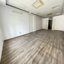 CHO THUÊ VĂN PHÒNG MẶT PHỐ HOÀNG NHÂN HÒA – 65m² GIÁ CỰC RẺ