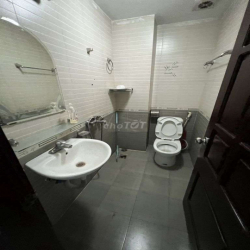 Cho thuê căn hộ tầng 3,  diện tích 60m2 tại ngõ 5 Nguyễn Khánh Toàn