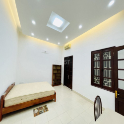 Cho thuê phòng trọ tại Lạc Long Quân