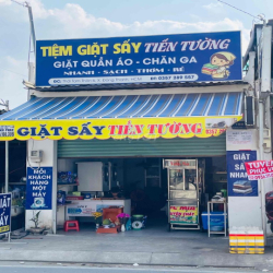 Mặt Bằng mặt tiền đường lớn gần chợ, ngã 4 nước đá tiện KD buôn bán