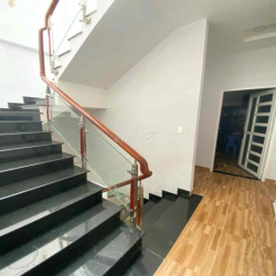 Nhà sạch sẽ khu an ninh đường 8m Nguyễn Duy Trinh