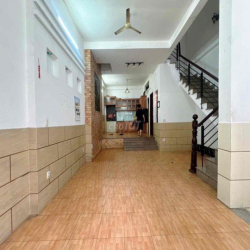 Nhà nguyên căn đường Gò Dầu 6x12m, đúc 3 tấm 4pn mới