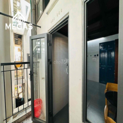 Căn Hộ Full nội thất - bancol ngay Nguyễn Cửu Đàm