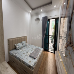 STUDIO FULL ĐỒ GẦN HỒ TÂY – KHÔNG GIAN THOÁNG SÁNG – VÀO Ở NGAY
