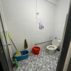 SANG NHƯỢNG CỬA HÀNG MẶT TIỀN MẬU THÂN CẦN THƠ BAO GỒM NỘI THẤT CƠ BẢN
