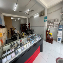 SANG NHƯỢNG CỬA HÀNG MẶT TIỀN MẬU THÂN CẦN THƠ BAO GỒM NỘI THẤT CƠ BẢN