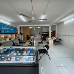 SANG NHƯỢNG CỬA HÀNG MẶT TIỀN MẬU THÂN CẦN THƠ BAO GỒM NỘI THẤT CƠ BẢN