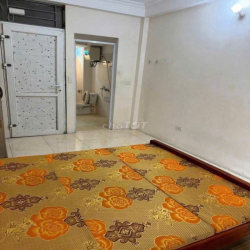 phòng khép kín đh,nl,giường,tủ 2,2tr -2.5tr-3,3tr số 113/23 yên hòa