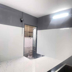 PHÒNG TRỌ ĐỐI DIỆN CỔNG PHẦN MỀM QUANG TRUNG Q12