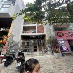 căn hộ 1 ngủ cạnh Hồ Tây 60 m full đồ ở luôn