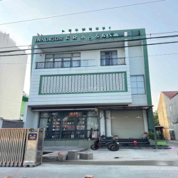 Cho thuê toà nhà mặt tiền Phạm Ngọc Thạch, Thủ Dầu Một, Bình Dương   -