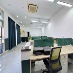 Cho thuê toà nhà mặt tiền Phạm Ngọc Thạch, Thủ Dầu Một, Bình Dương   -