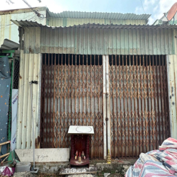 Nhà, kho, trống, đường xe tải tránh nhau!