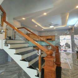 Cần cho thuê nhà MT 74A Bàu Cát 1 P.14 Q.Tân Bình