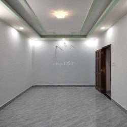 3 Lầu Mặt tiền Bùi Tư Toàn ngang 5mx18m