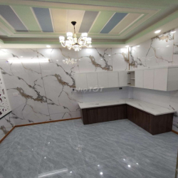 3 Lầu Mặt tiền Bùi Tư Toàn ngang 5mx18m