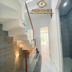 Cho thuê nhà nguyên căn 1T2L mới hoàn thiện KDC Bửu Long