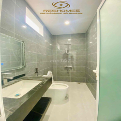 Cho thuê nhà nguyên căn 1T2L mới hoàn thiện KDC Bửu Long