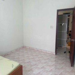 Phòng ngay đường Trần Văn kiểu, Khu Bình Phú , Q6