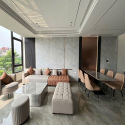 Cần cho thuê gấp nhà MT 36A Yên Thế, Phường 2, Q.Tân Bình 