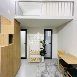 Căn Hộ Full nội thất - ban công ngay Luỹ Bán Bích