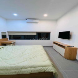 Căn hộ 1PN full nội thất cao cấp mới 100% - hướng ra đường Thanh Lương