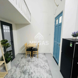 Căn Hộ Full nội thất - ban công ngay Luỹ Bán Bích