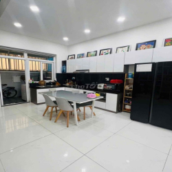 CẦN CHO THUÊ NHANH CĂN NHÀ PHỐ FULL NỘI THẤT GIÁ TỐT