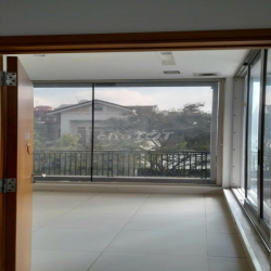 Cho thuê biệt thự 7x18 4PN KDC Sadeco Ven Sông giá 35 triệu/tháng