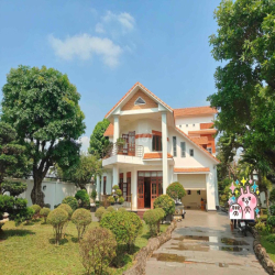 BIỆT THỰ SIÊU VIP CHO THUÊ 1700M