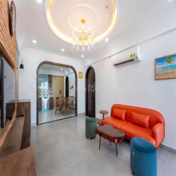 cho thuê chung cư aria 2PN full nội thất đẹp view biển sát biển 50m