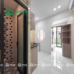 Free tìn nhà T6 - Mới xây full nội thất máy giặt riêng - có thang máy