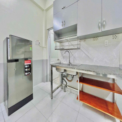 CĂN HỘ ĐẦY ĐỦ NỘI THẤT CÓ BAN CÔNG - THANG MÁY GẦN NGÃ TƯ BỐN XÃ