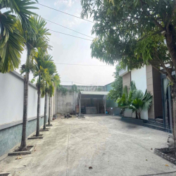 CHO THUÊ BIỆT THỰ SÂN VƯỜN PHÚ HOÀ THỦ DẦU BÌNH DƯƠNG