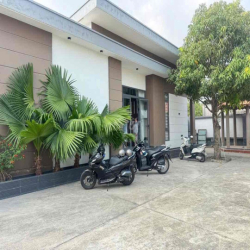 CHO THUÊ BIỆT THỰ SÂN VƯỜN PHÚ HOÀ THỦ DẦU BÌNH DƯƠNG