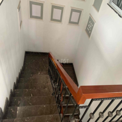 Cho thuê căn biệt thự Góc 2 Mặt tiền KDC Khang Điền, DT: 160m2/24 Tr