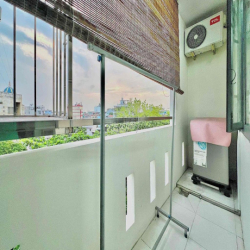 CĂN HỘ ĐẦY ĐỦ NỘI THẤT CÓ BAN CÔNG - THANG MÁY GẦN NGÃ TƯ BỐN XÃ