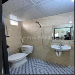 Cho thuê CHDV Lê Quang Đạo, Phú Đô, Nam Từ Liêm, có thang máy, view SV