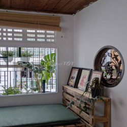 CHO THUÊ CĂN HỘ Q1 - MẶT TIỀN HAI BÀ TRƯNG - RỘNG (60m2) - FULL NT