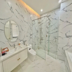 CHO THUÊ BIỆT THỰ ĐẸP 6 PHÒNG NGỦ TOILET RIÊNG, ĐƯỜNG NGUYỄN VĂN LINH 
