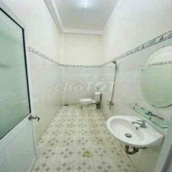 NHÀ CHO THUÊ: TRỆT 2 LẦU RỘNG ĐẸP  - CÓ NỘI THẤT - KDC GIÁP NAM LONG