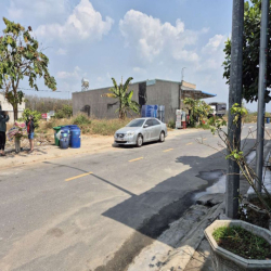 Cho thuê đất 3-5 năm 20x30m