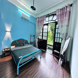 CH 1PN MẶT TIỀN TRƯỜNG SA FULL NỘI THẤT, TÁCH BẾP, BAN CÔNG VIEW SÔNG