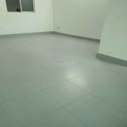 NHÀ MẶT TIỀN 1 TRỆT 4 LẦU 586 CHO THUÊ GIÁ CHỈ 12TR